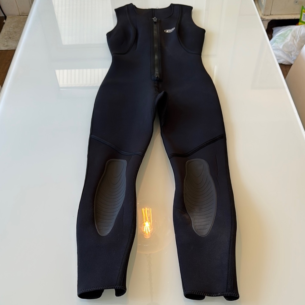 MEC Black Sleeveless Wetsuit